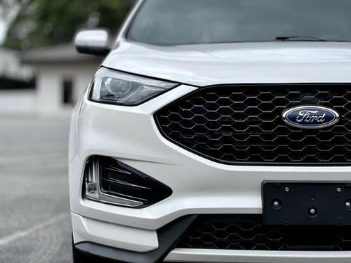 2019 Ford Edge ST