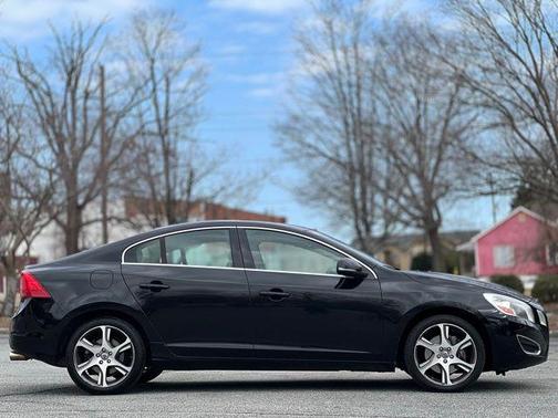 Black Stone 2013 Volvo S60 T5