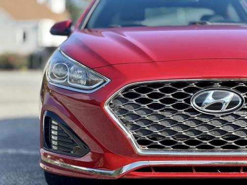 2019 Hyundai SONATA Sport