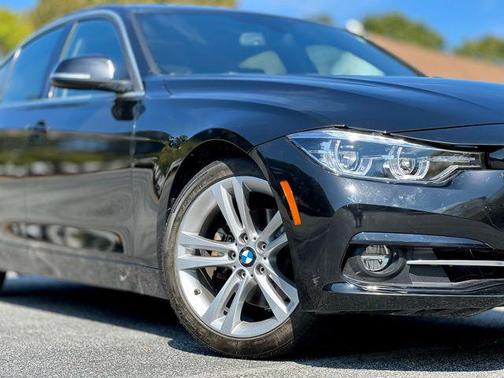 2018 BMW 330 xDrive