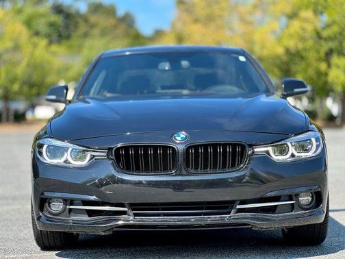 2018 BMW 330 xDrive