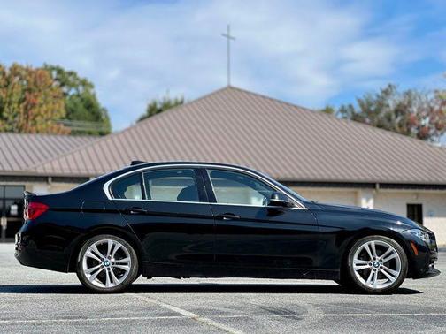 2018 BMW 330 xDrive