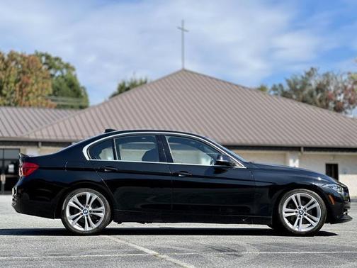 2018 BMW 330 xDrive