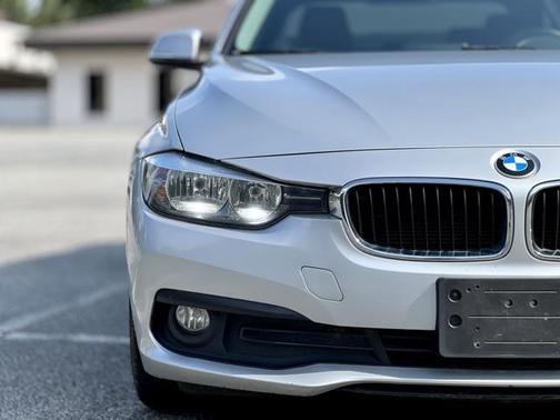 2016 BMW 320 i