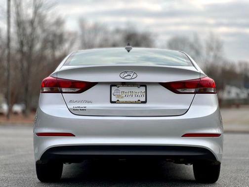 2017 Hyundai ELANTRA Value Edition