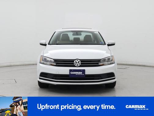 White 2015 Volkswagen Jetta SE
