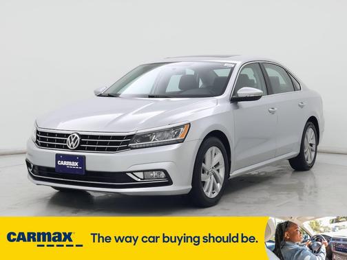 2018 Volkswagen Passat SE
