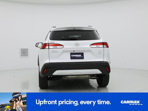 White 2024 Toyota Corolla Cross LE