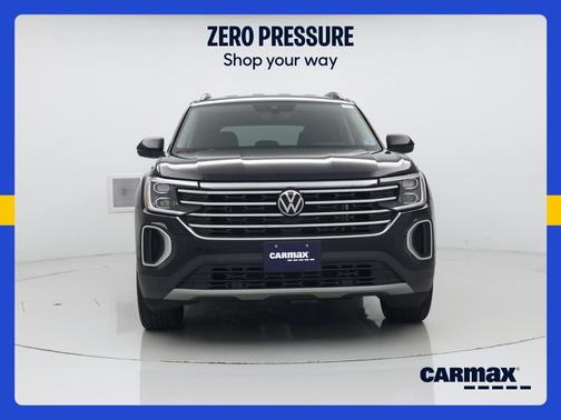 Black 2025 Volkswagen Atlas SE w/Tech