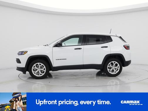 White 2024 Jeep Compass Sport