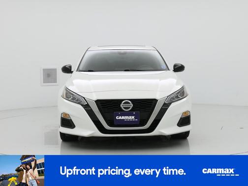 White 2021 Nissan Altima SR