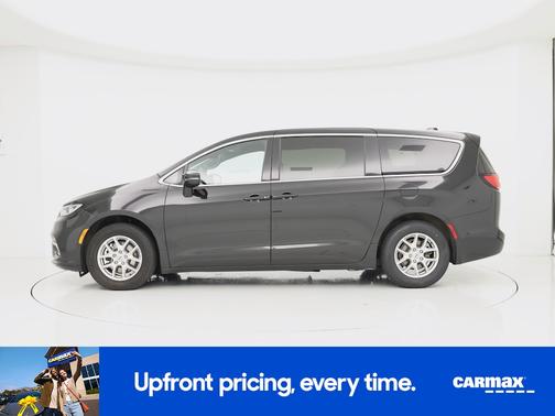 Black 2025 Chrysler Pacifica Select