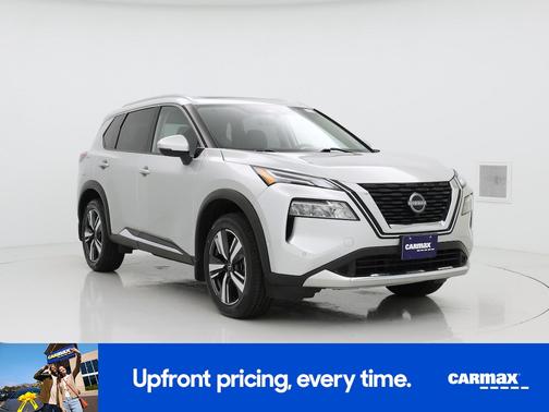 Silver 2023 Nissan Rogue Platinum