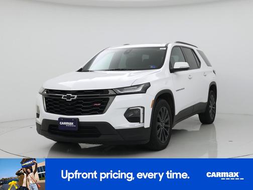 White 2023 Chevrolet Traverse RS