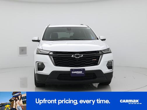 White 2023 Chevrolet Traverse RS
