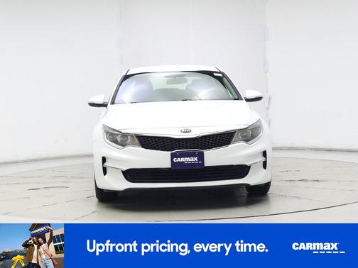 White 2018 Kia Optima LX