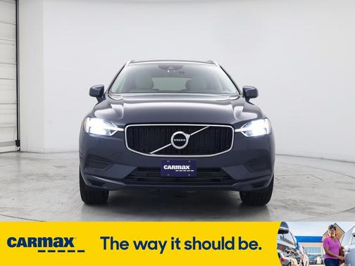 2020 Volvo XC60 T5 Momentum