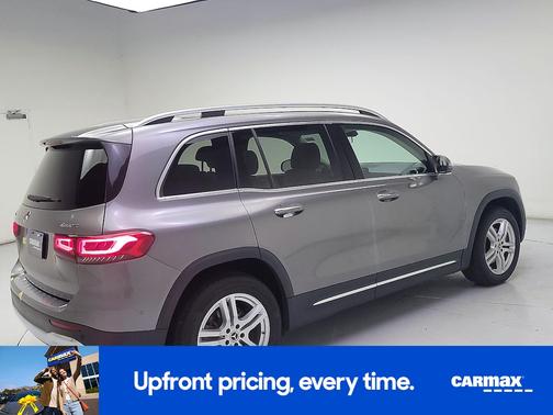 Gray 2022 Mercedes-Benz GLB 250