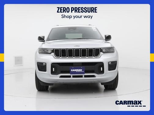 Silver 2024 Jeep Grand Cherokee L Overland