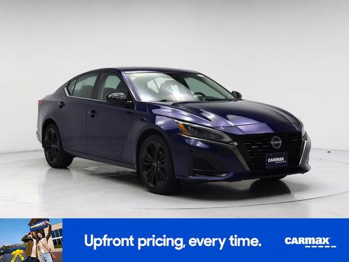 Blue 2023 Nissan Altima SR