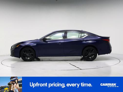 Blue 2023 Nissan Altima SR