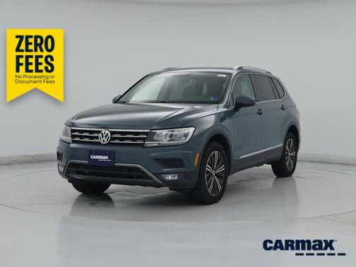 Green 2019 Volkswagen Tiguan SEL