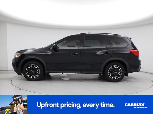 2020 Nissan Pathfinder SL