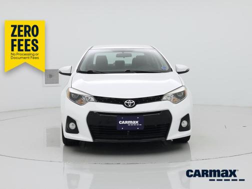 White 2016 Toyota Corolla S
