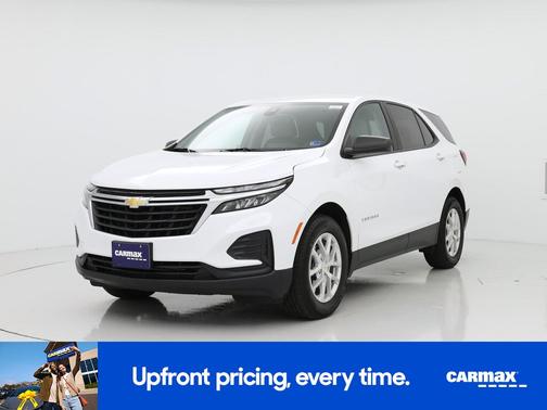 White 2023 Chevrolet Equinox LS
