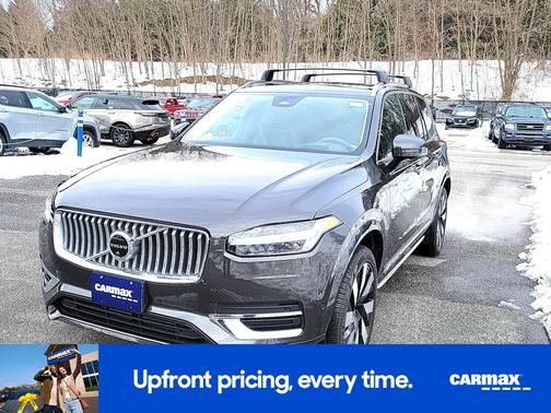 2023 Volvo XC90 Recharge Plug-In Hybrid T8 Ultimate Bright Theme