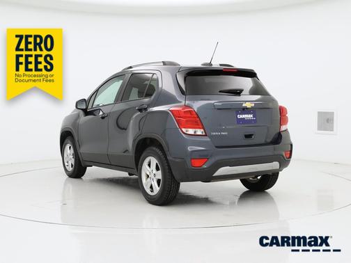 Gray 2022 Chevrolet Trax LT