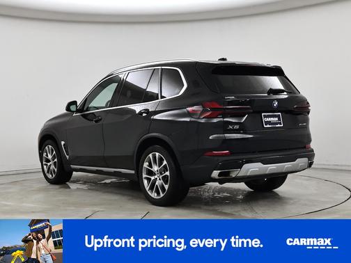 Black 2024 BMW X5 xDrive40i