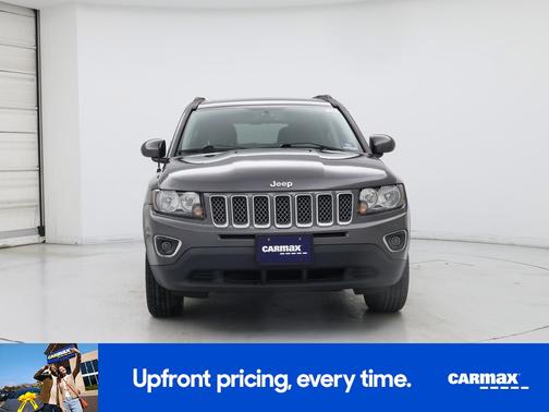 Gray 2017 Jeep Compass Latitude