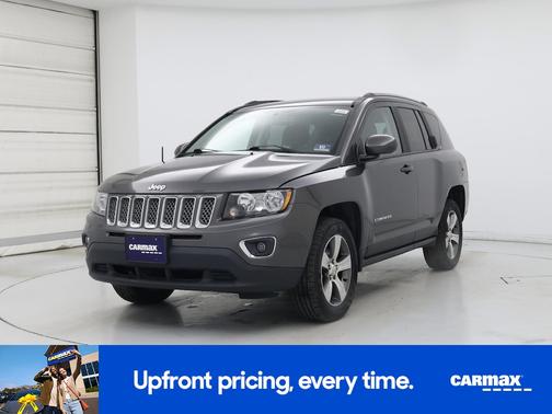 Gray 2017 Jeep Compass Latitude