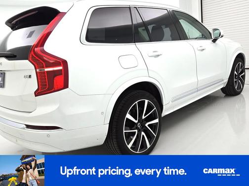 2024 Volvo XC90 B5 Plus Bright Theme