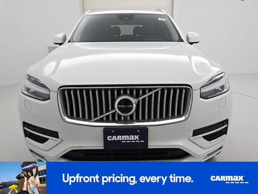 2024 Volvo XC90 B5 Plus Bright Theme