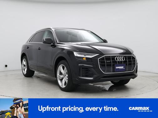 Black 2022 Audi Q8 Premium