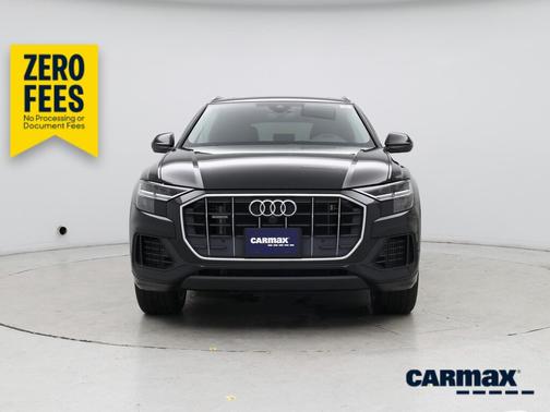 Black 2022 Audi Q8 Premium