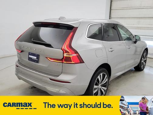 2022 Volvo XC60 B5 Inscription