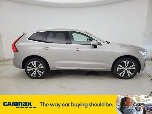 2022 Volvo XC60 B5 Inscription