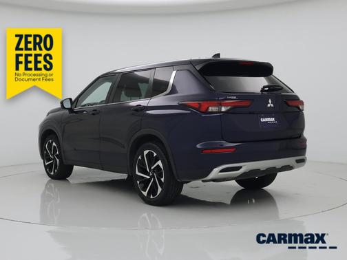 Blue 2023 Mitsubishi Outlander SE