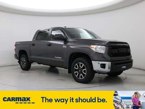 2017 Toyota Tundra SR5