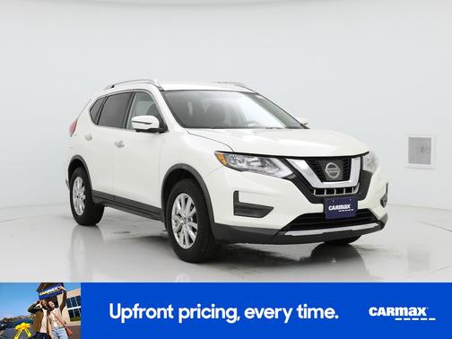 White 2017 Nissan Rogue SV SUV