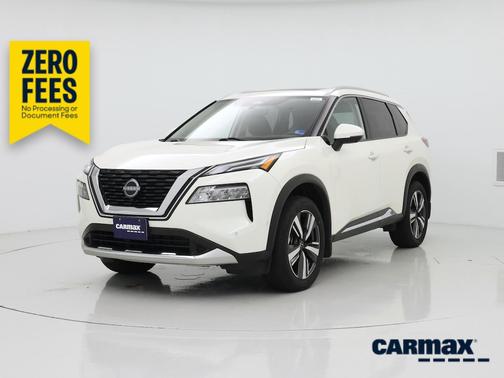 White 2023 Nissan Rogue Platinum