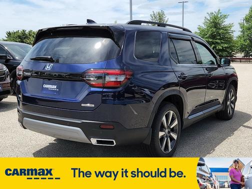 2024 Honda Pilot Touring