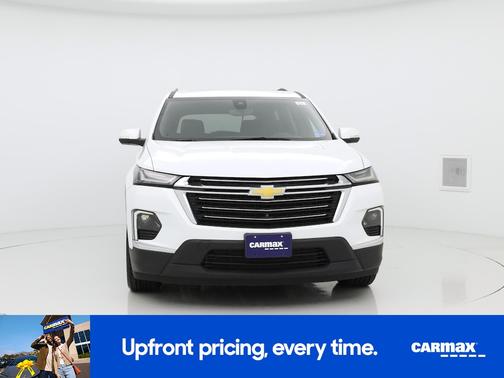 White 2023 Chevrolet Traverse LT Leather