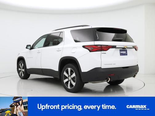 White 2023 Chevrolet Traverse LT Leather