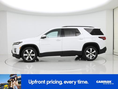 White 2023 Chevrolet Traverse LT Leather