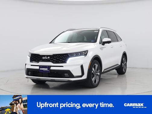 White 2023 Kia Sorento Hybrid SX Prestige