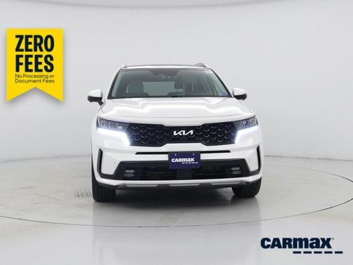 White 2023 Kia Sorento Hybrid SX Prestige